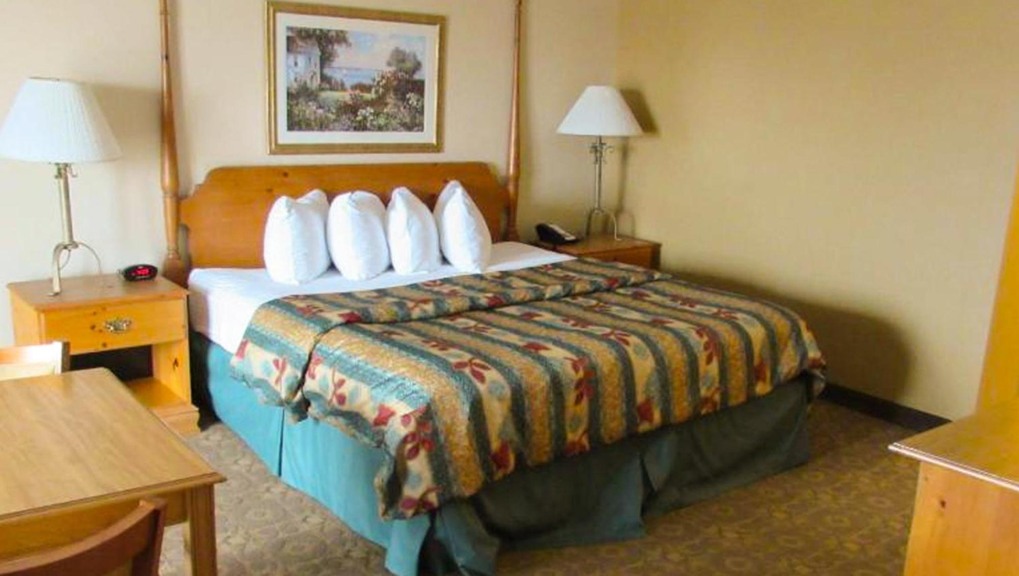 Magnuson Grand Pioneer Inn And Suites Эсканаба Экстерьер фото