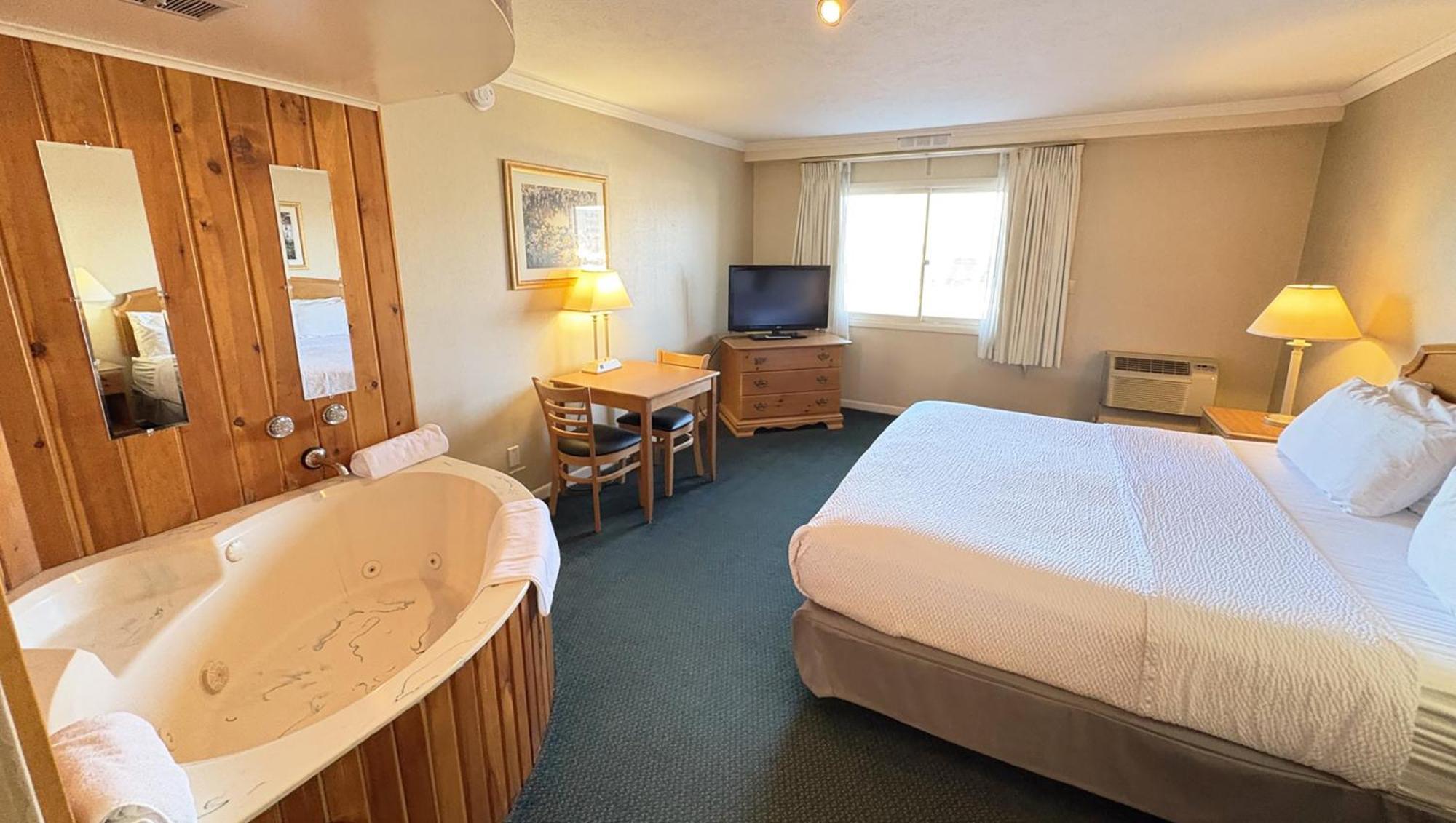 Magnuson Grand Pioneer Inn And Suites Эсканаба Экстерьер фото
